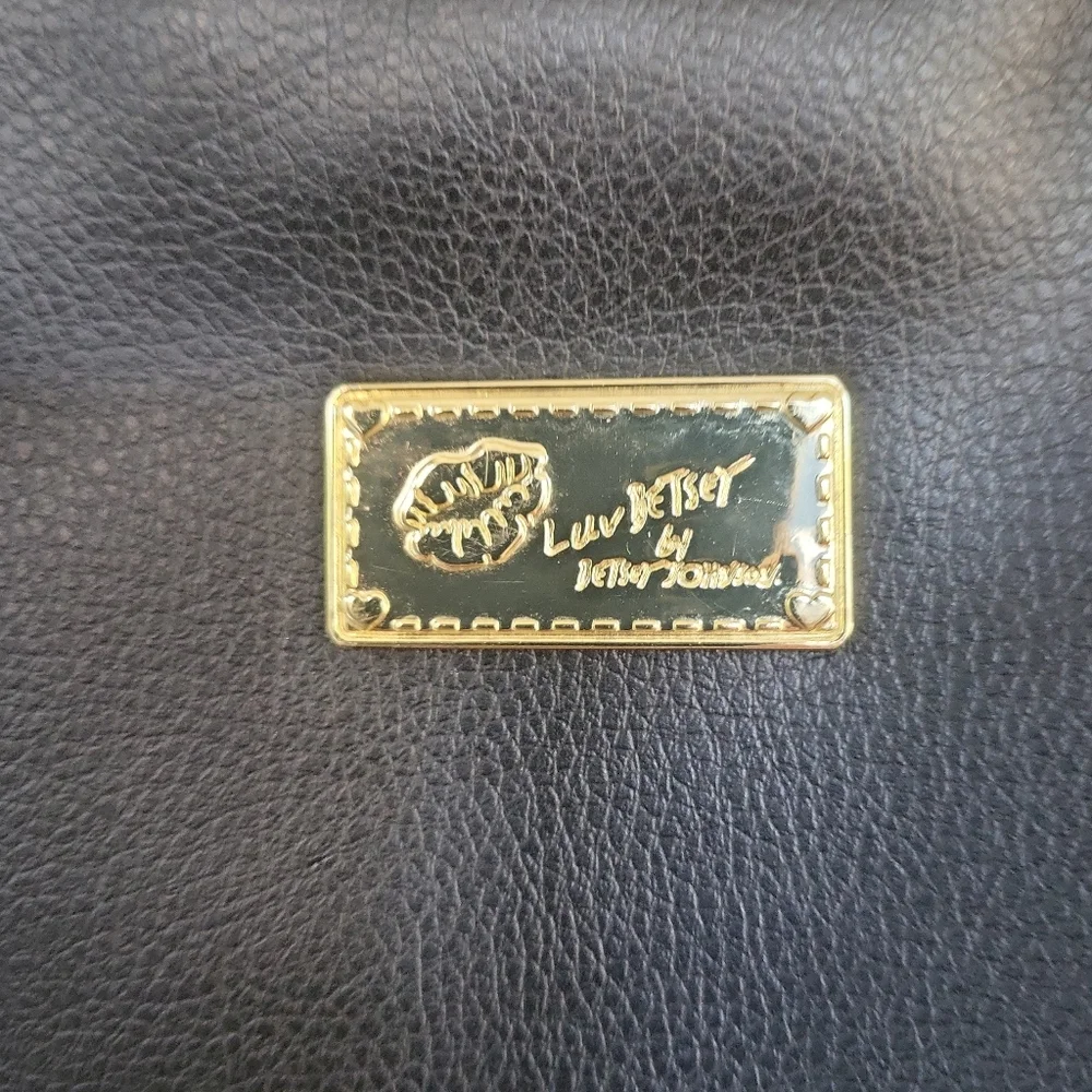 Betsey Johnson LBREGAN Heart Sunglass Large Backpack - Picture 3 of 10